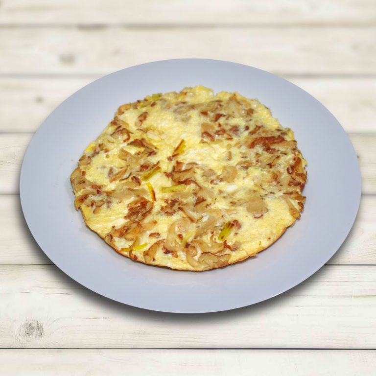 CHILLI, CHEESE AND GARLIC MUSHROOM OMELETTE