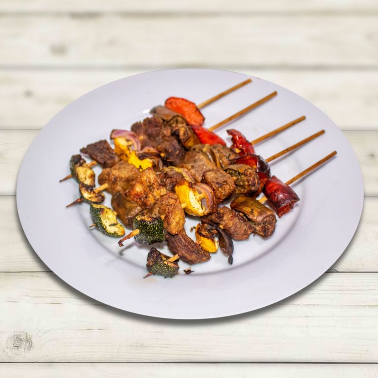 AIR-FRIED BEEF AND VEGETABLE SKEWERS