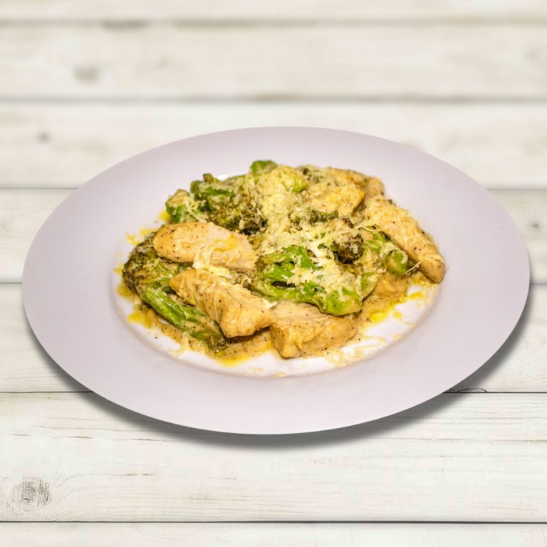 CREAMY CHICKEN BROCCOLI AND CHEESE CASSEROLE