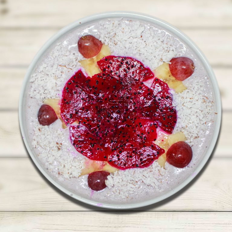 COCONUT BERRY PROTEIN SMOOTHIE BOWL