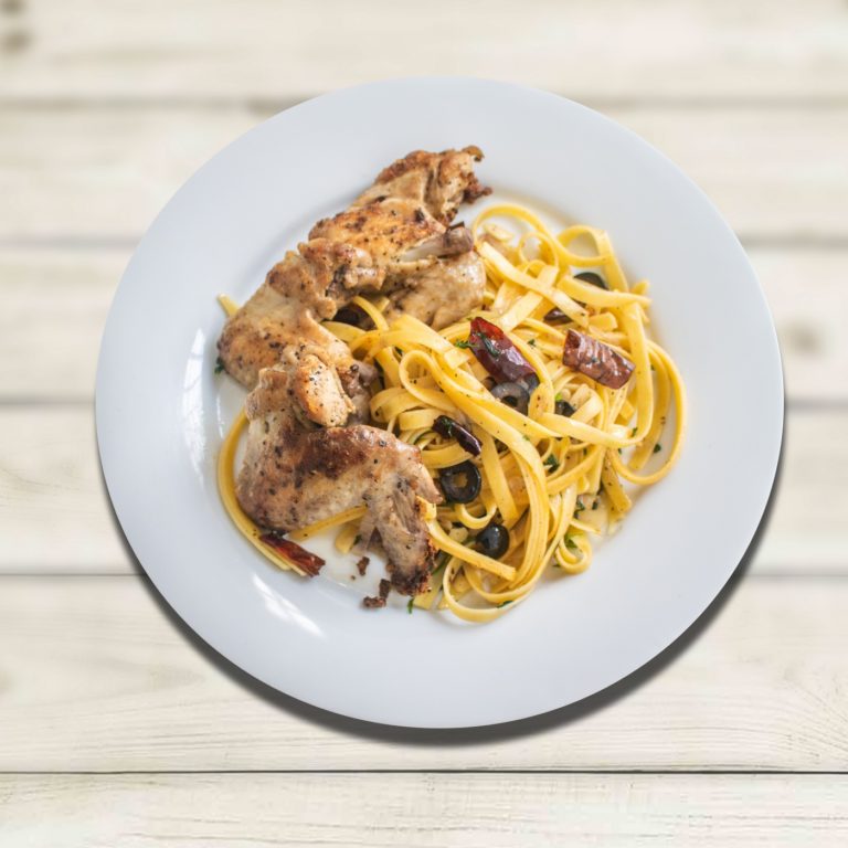 PASTA AGLIO OLIO WITH AIRFRIED CHICKEN WINGS