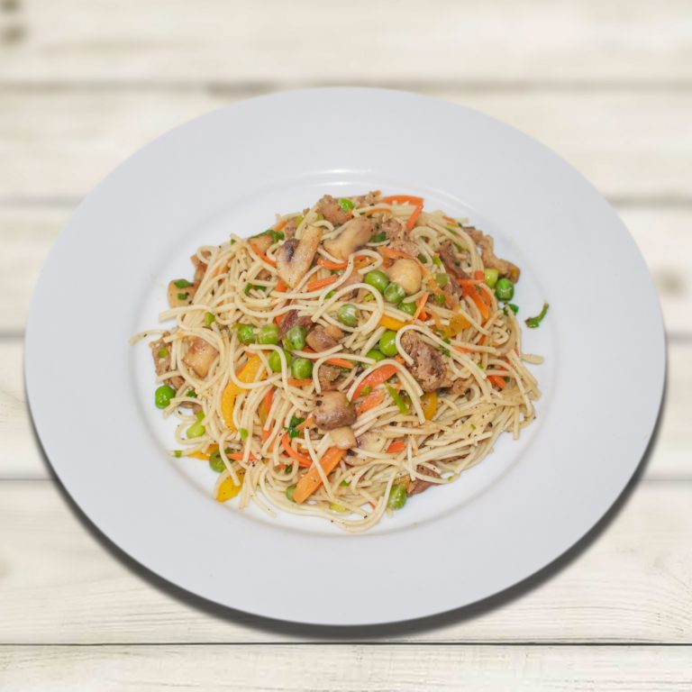 BEEF LO MEIN NOODLES