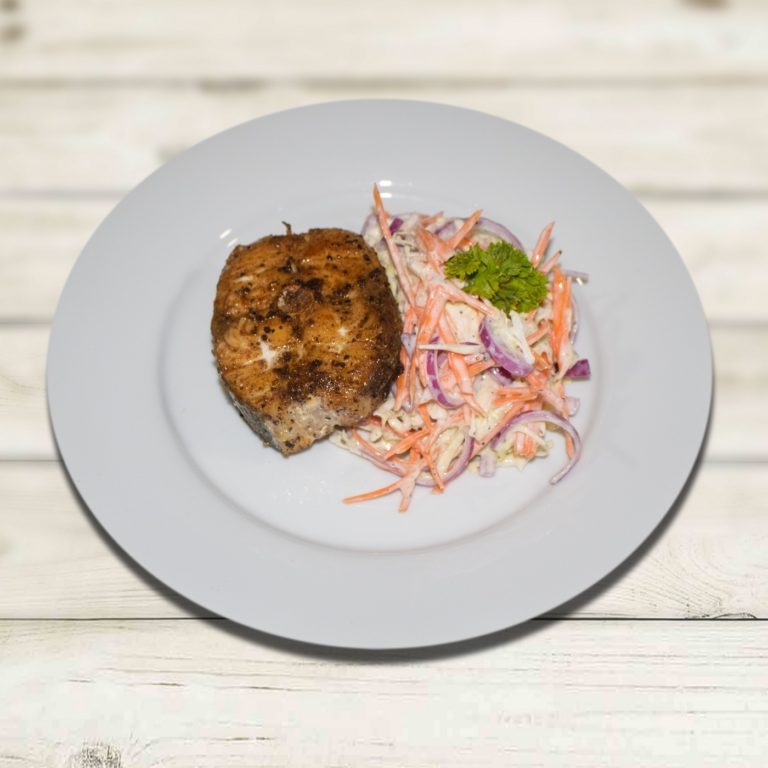 SPICY GRILLED FISH WITH CLOESLAW