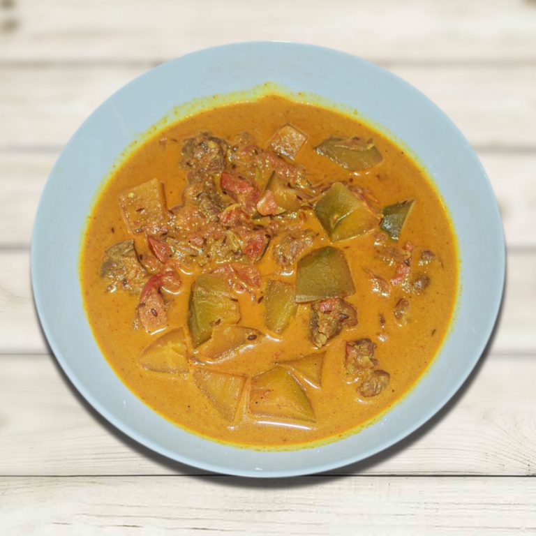 BEEF AND PUMPKIN CURRY￼