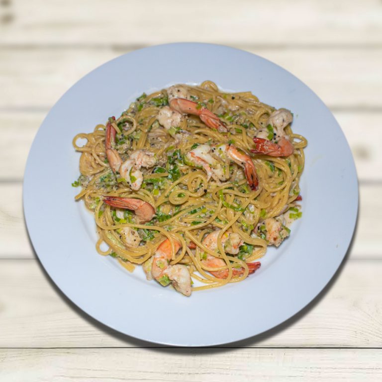 CREAMY LEEK AND PRAWN SPAGHETTI