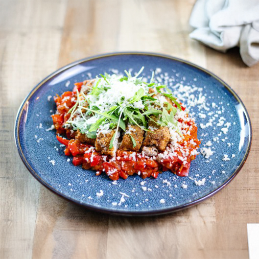 Crispy Chicken & Tomato Basil Sauce