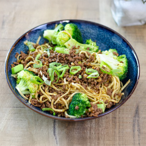 Fiery Beef & Broccoli Noodle Bowls